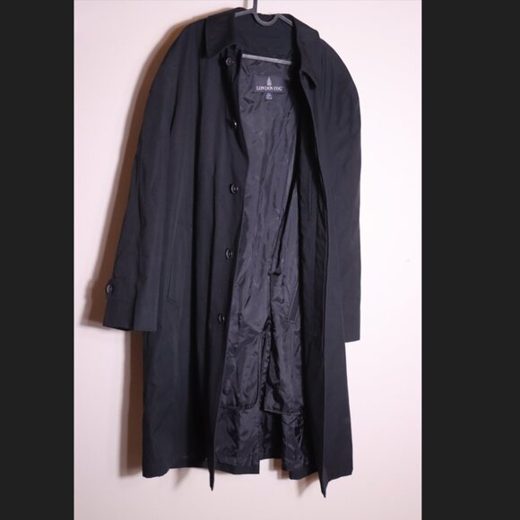Vintage London Fog Black Trench Coat 42 Short w Liner - Picture 2 of 13